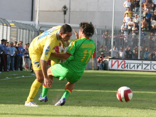 frlecce087.jpg