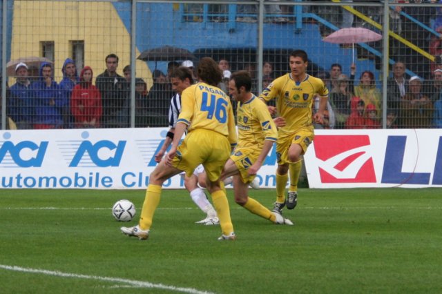 frjuve095.jpg