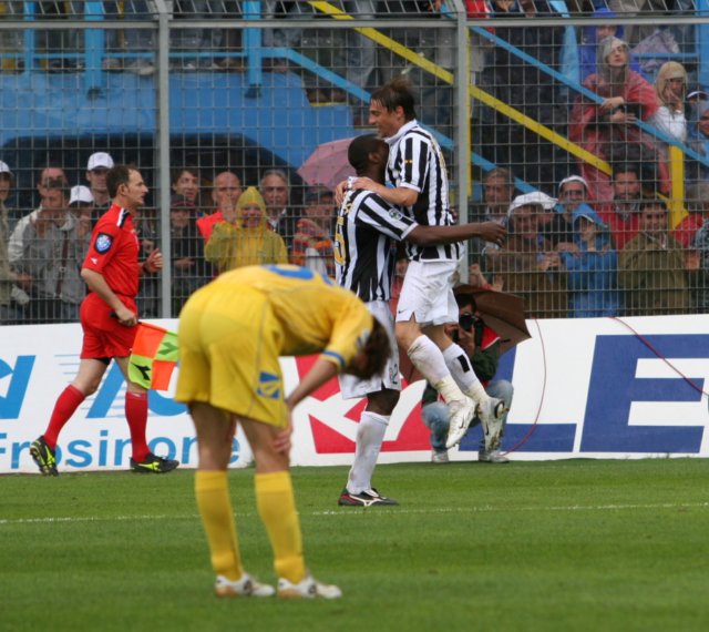 frjuve099.jpg